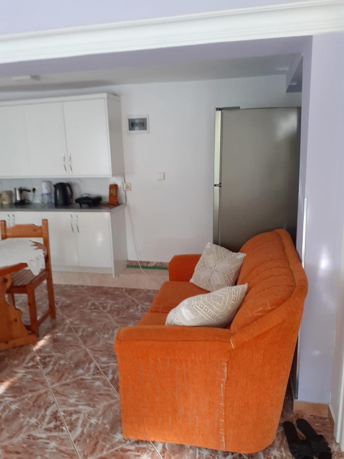 Coral Guesthouse Саранда Екстер'єр фото