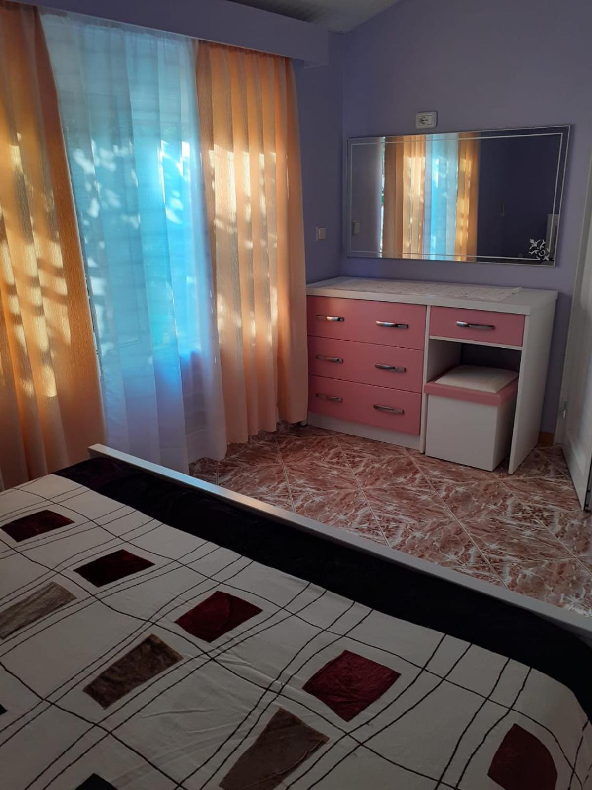 Coral Guesthouse Саранда Екстер'єр фото