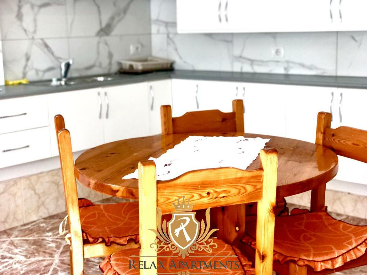 Coral Guesthouse Саранда Екстер'єр фото